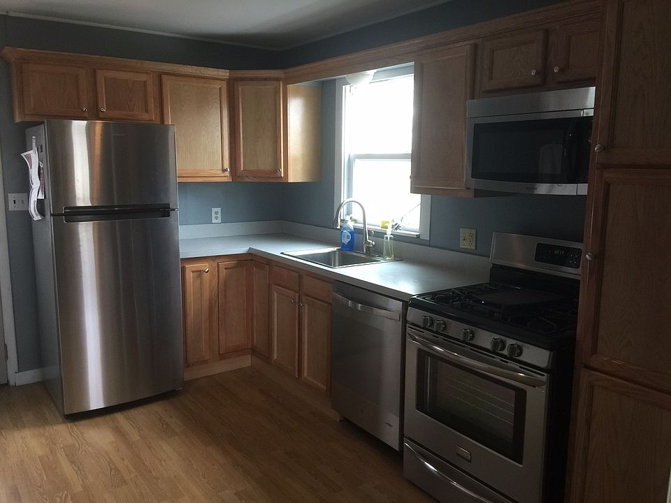 1st image of 326 Canton St