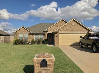 610 Carnes Cir, Perkins, OK 74059