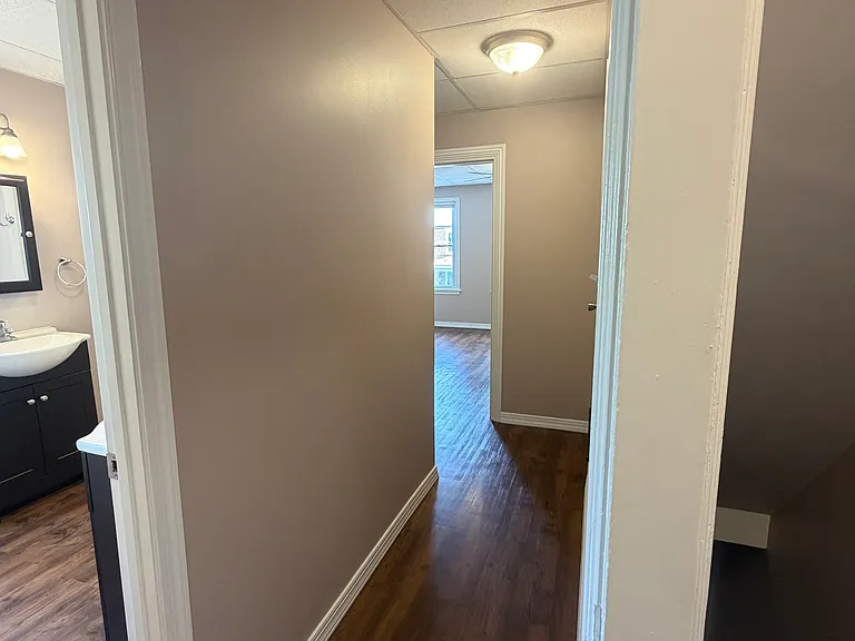 252 E Louther St — Photo 14