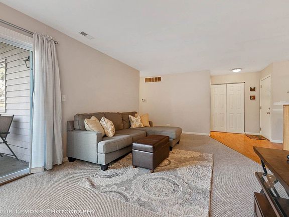 4th image of 308 Primrose Ct #308