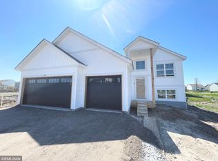 4815 163rd St N, Hugo, MN 55038
