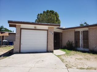 2318 Cumbre Negra St, El Paso, TX 79935