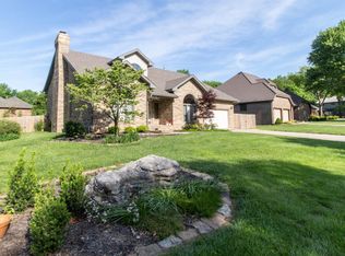 3127 S Arcadia Ave, Springfield, MO 65804