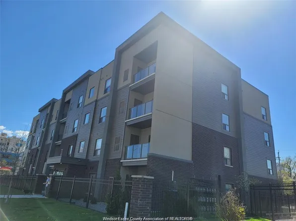 955 Ouellette Ave #306, Windsor, ON N9A 4J5