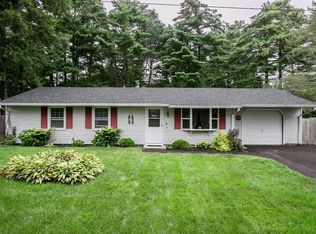 8 Wright Ln, Wareham, MA 02571