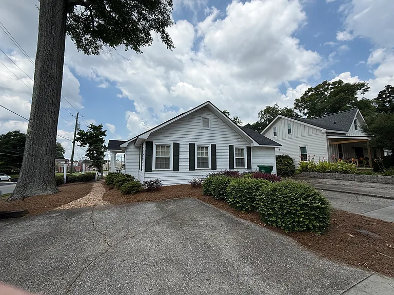 112 Cedar St — Photo 15