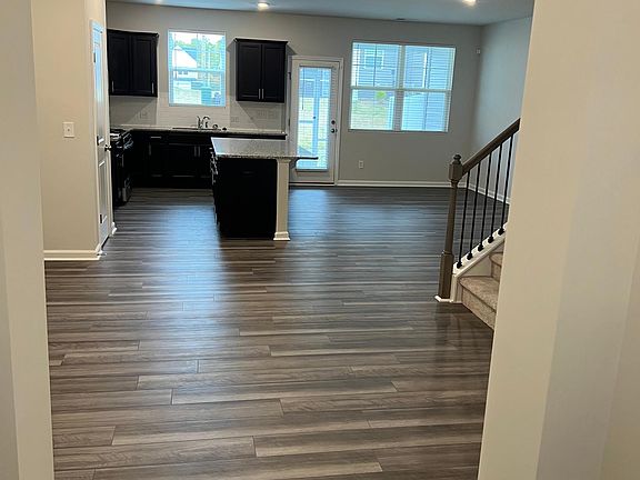 3rd image of 1043 Gemma Dr