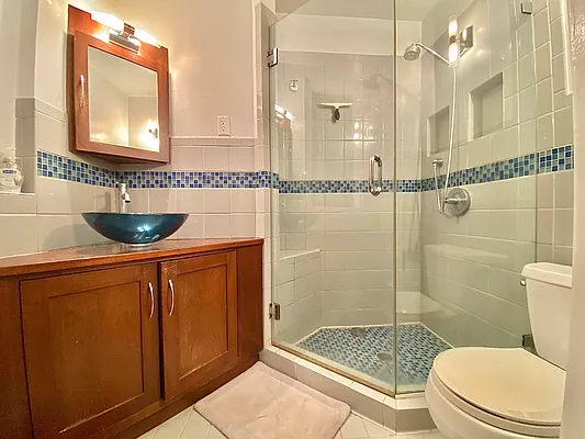 Rented by Oxford Property Group | media 24