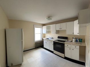 102 W Union St FLOOR 2, Pittsfield, MA 01201