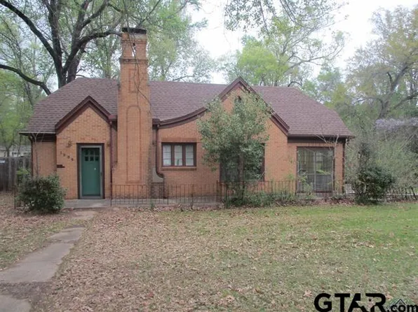 1239 Myrtle St, Kilgore, TX 75662