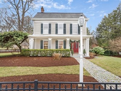 17 Hilltop Rd, Mendham, NJ, 07945
