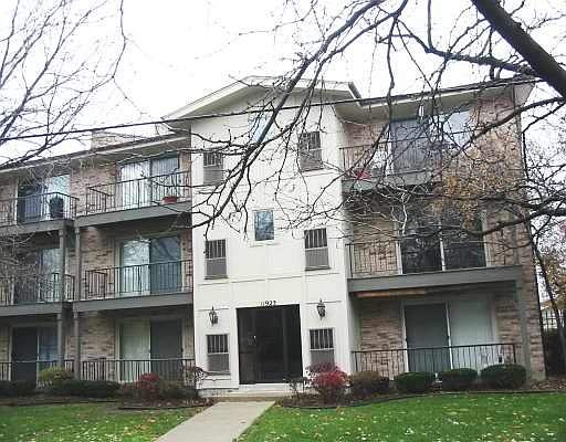 1st image of 11923 Hamlin Ave Unit 308