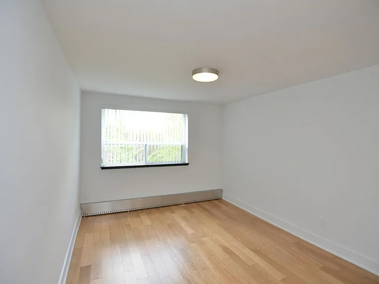 36 Castle Frank Rd — Photo 22