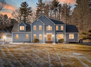 3 Hickory Dr, Medway, MA 02053