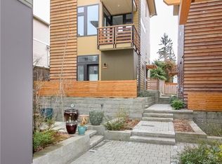 12016 33rd Ave NE, Seattle, WA 98125