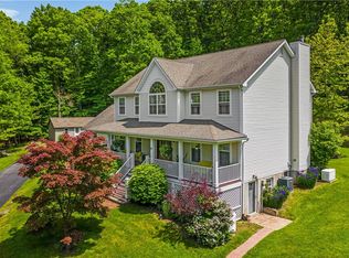 10 Armands Way, Highland Mills, NY 10930
