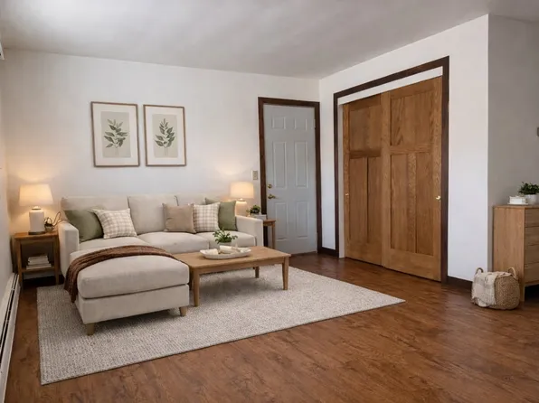 132 6th Ave N Unit 4, Casselton, ND 58012