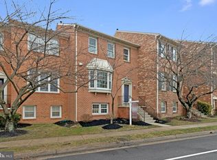 10106 Bushman Dr, Oakton, VA 22124