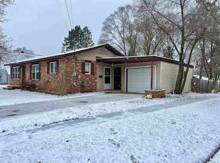 308 John St #R, Clare, MI 48617