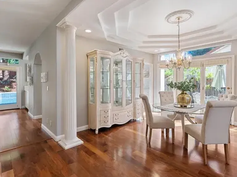 Formal dining