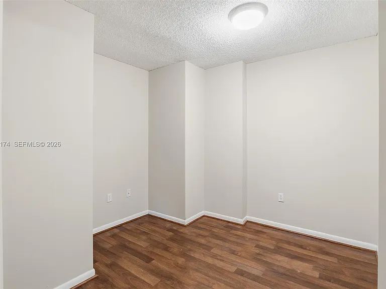 520 SE 5th Ave #2403 — Photo 31