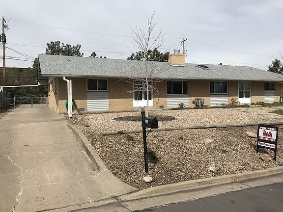2nd image of 2065 Rosewood Dr