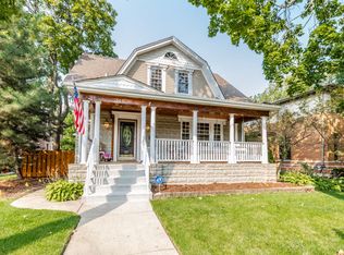 320 S Cumberland Ave, Park Ridge, IL 60068