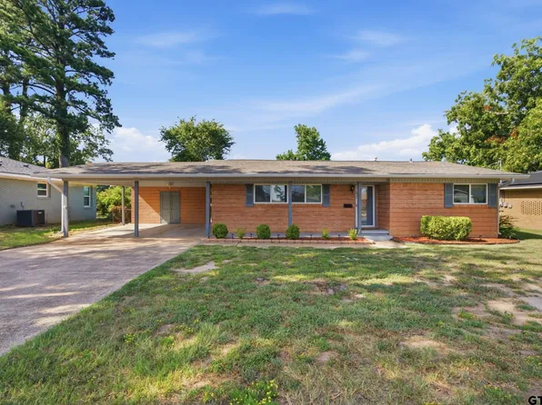 2340 Hunter St, Tyler, TX 75701