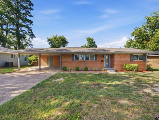 2340 Hunter St, Tyler, TX 75701