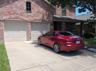 706 Hickory Ln, Fate, TX 75087