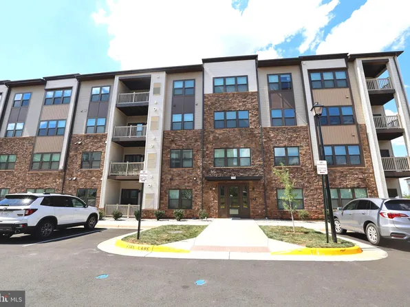 21480 Mount Sterling Ter #201, Sterling, VA 20164