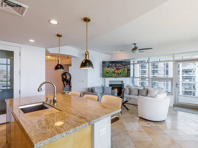 140 E Rio Salado Pkwy #506 — Photo 14