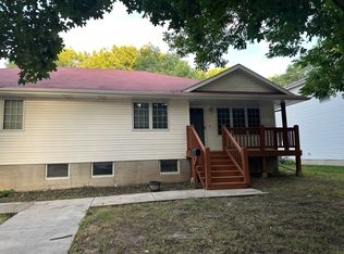 1410 N 41st St #2, Lincoln, NE 68503