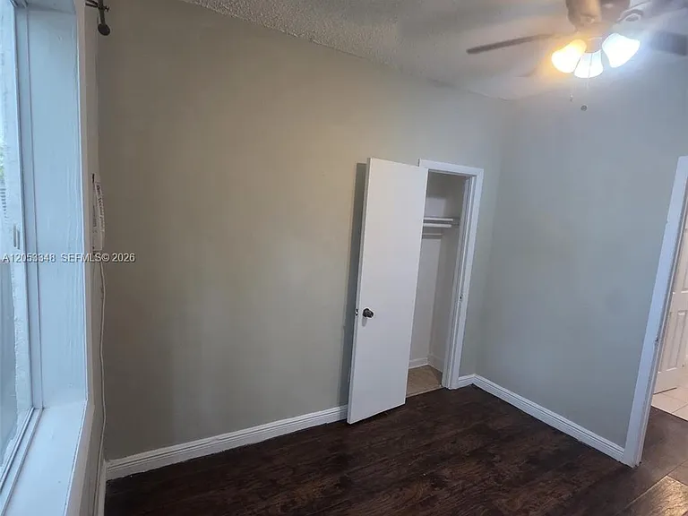 1008 N 18th Ct #101-B — Photo 9