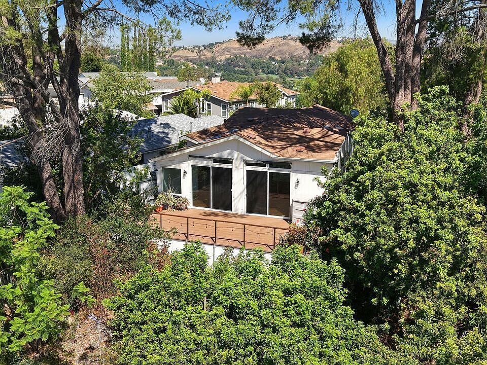 1st image of 23777 Mulholland Hwy Spc 69