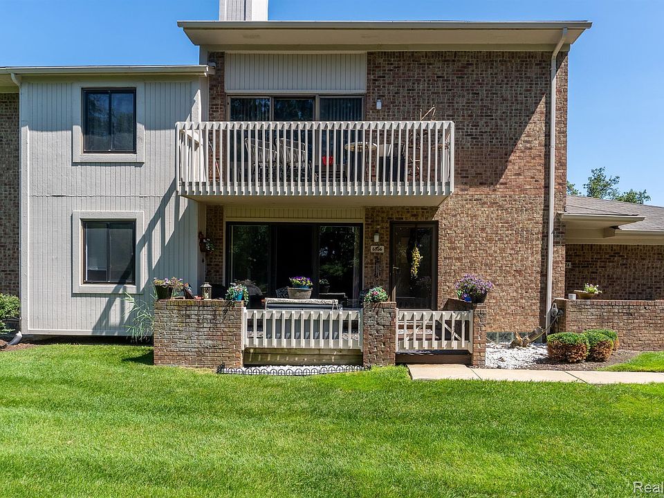 1st image of 6566 Maple Lakes Dr