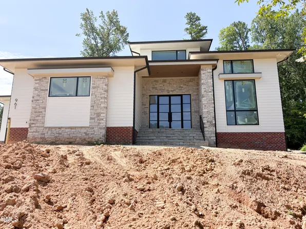 961 Wimbleton Dr, Raleigh, NC 27609