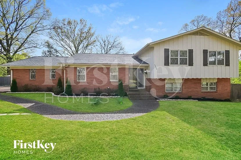 Building Photo - 1769 Great Oaks Cv