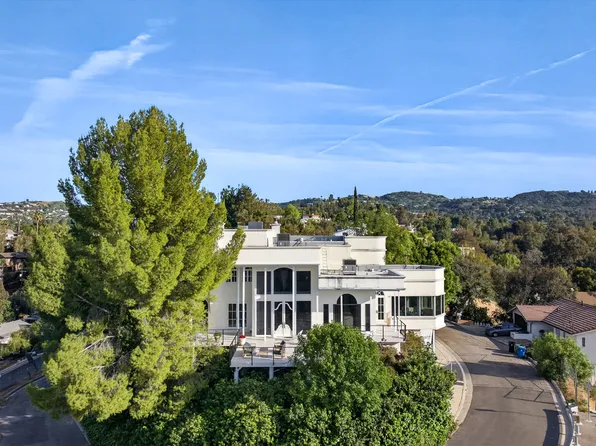 5132 Escobedo Dr, Woodland Hills, CA 91364
