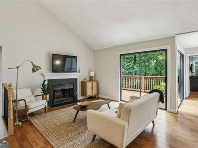 85 Dunwoody Springs Dr, Sandy Springs, GA, 30328