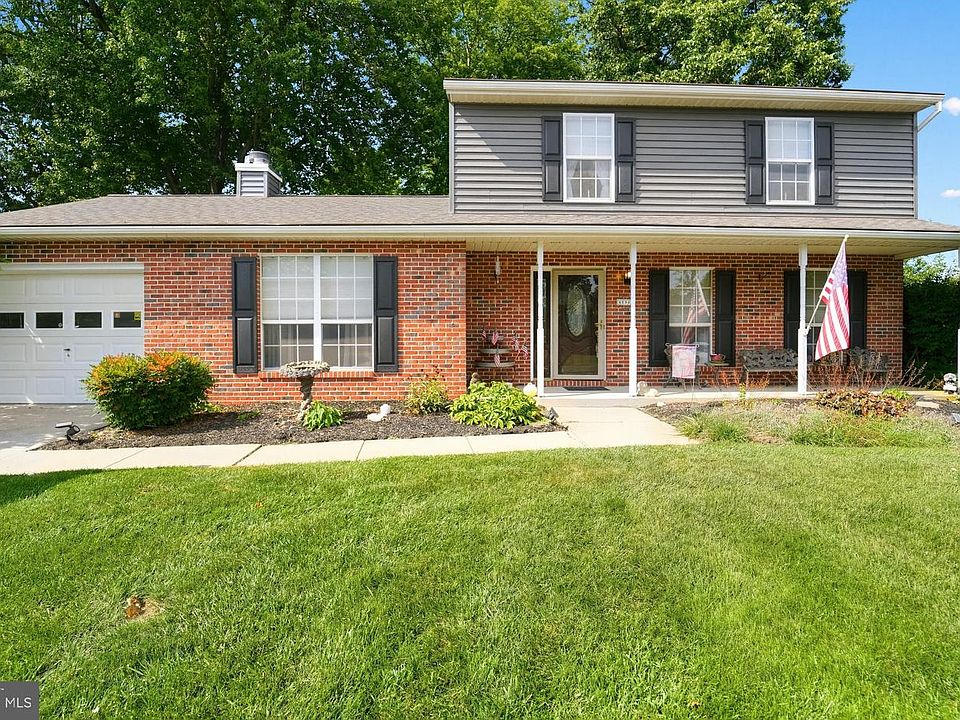 1st image of 4539 N Woods Trl