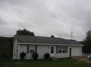 11325 Old 27 Hwy N, Vanderbilt, MI 49795