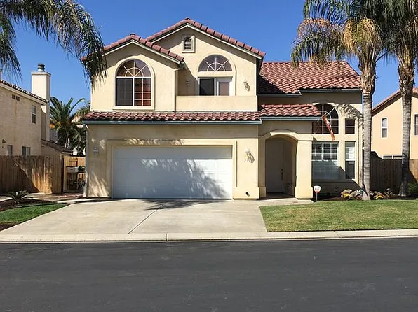 989 Laguna Dr, Lemoore, CA 93245