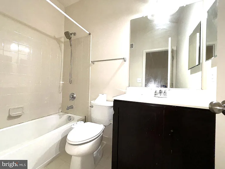22410 Glenbow Way — Photo 22