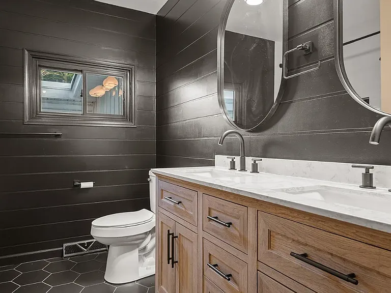 2175 Gale Dr — Photo 26