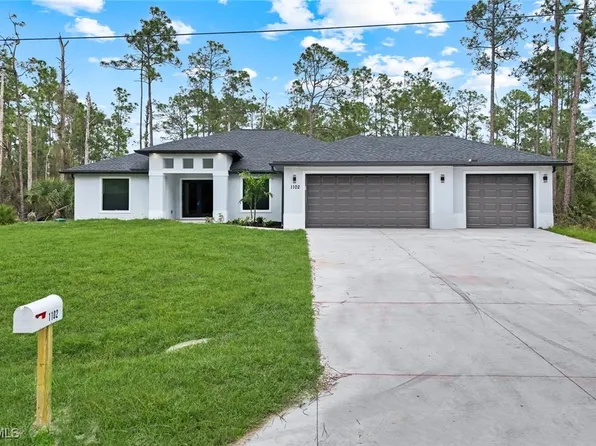 1102 Edison Ave, Lehigh Acres, FL 33972