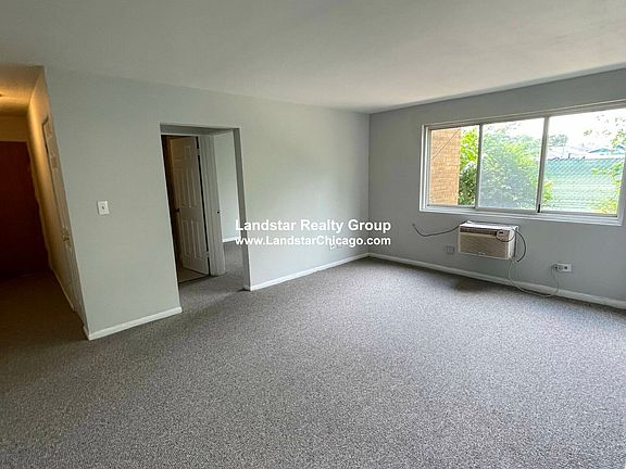4th image of 2339 W Touhy Ave #1A