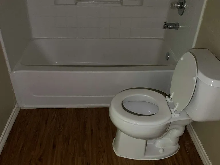 1434 Mission Hills Ln — Photo 18