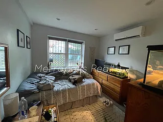 Rented by Metropolis International Realty Inc.