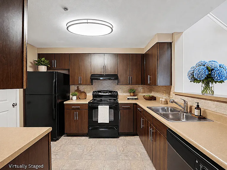 Stillwood Farms Apartments at Newnan — Photo 2